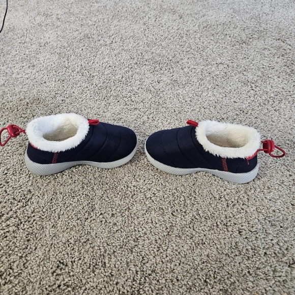LANDS' END toddler sherpa slippers, water resistant, adjustable back, navy SZ 9 - Picture 4 of 6